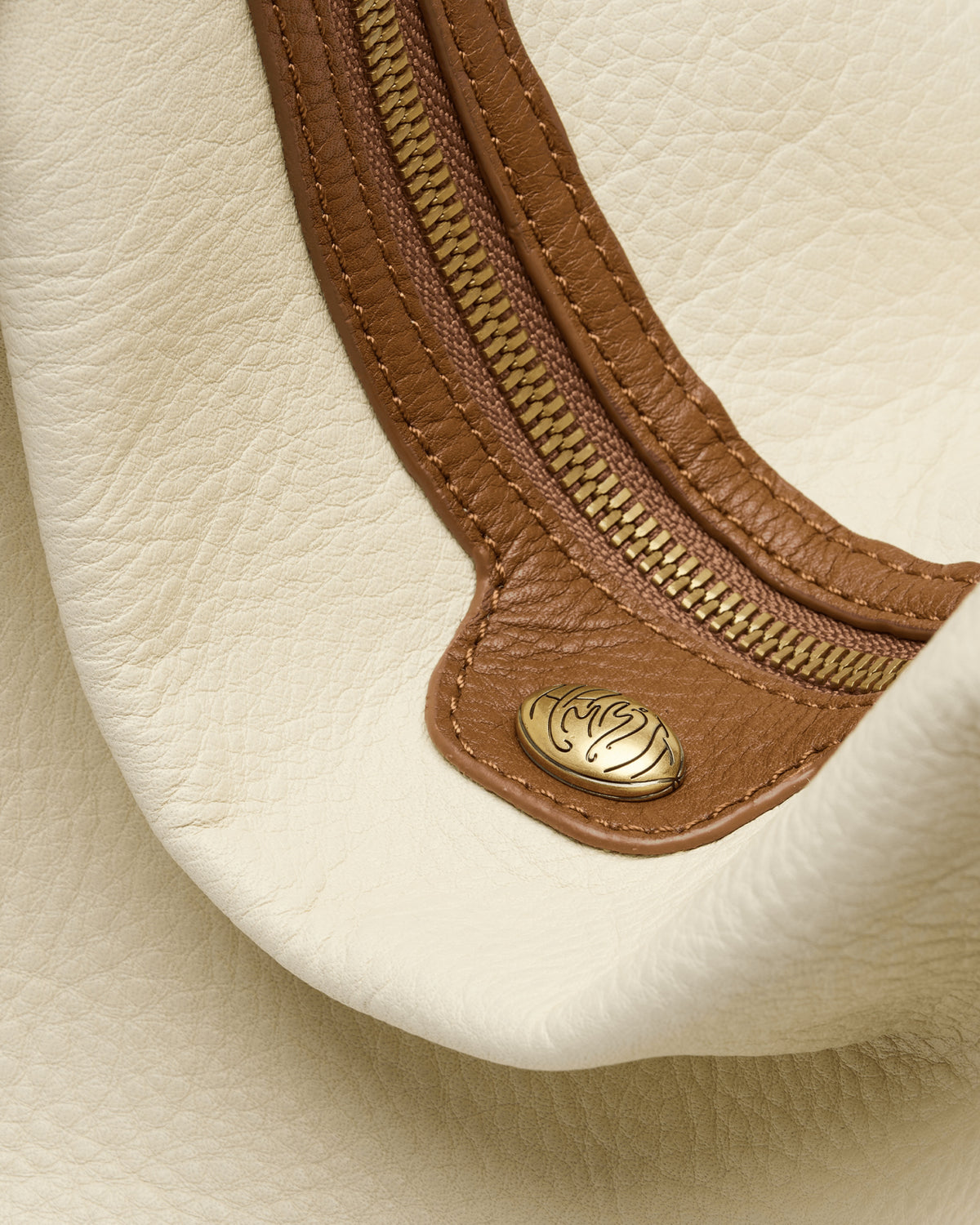 Kyle Large - Leather Shoulder Bag | Hammitt Exclusive