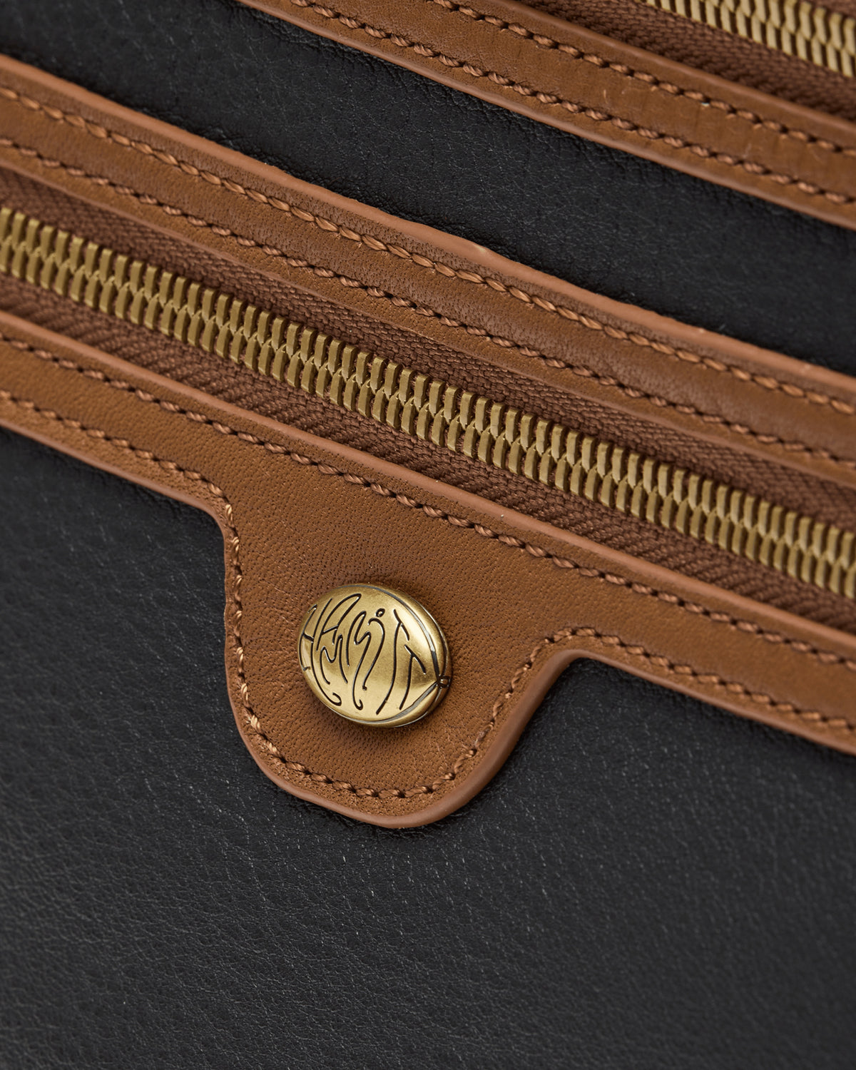 Charles Crossbody Large - Leather Crossbody | Hammitt Signature