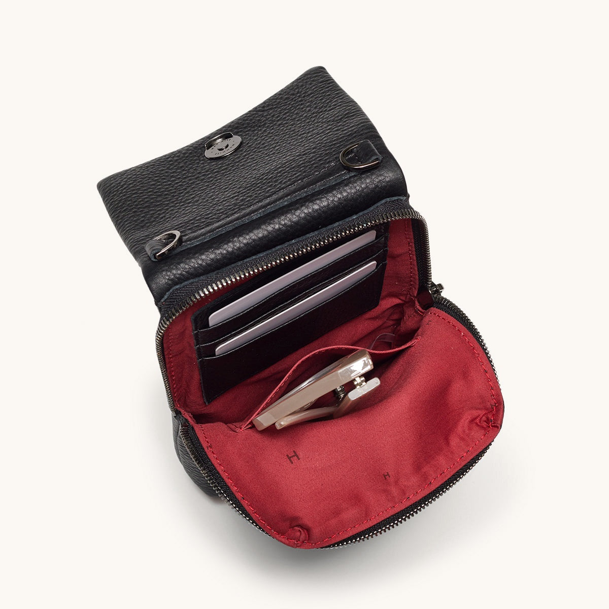 VIP Mobile  One Size - Soft Leather Crossbody Bag | Hammitt Signature