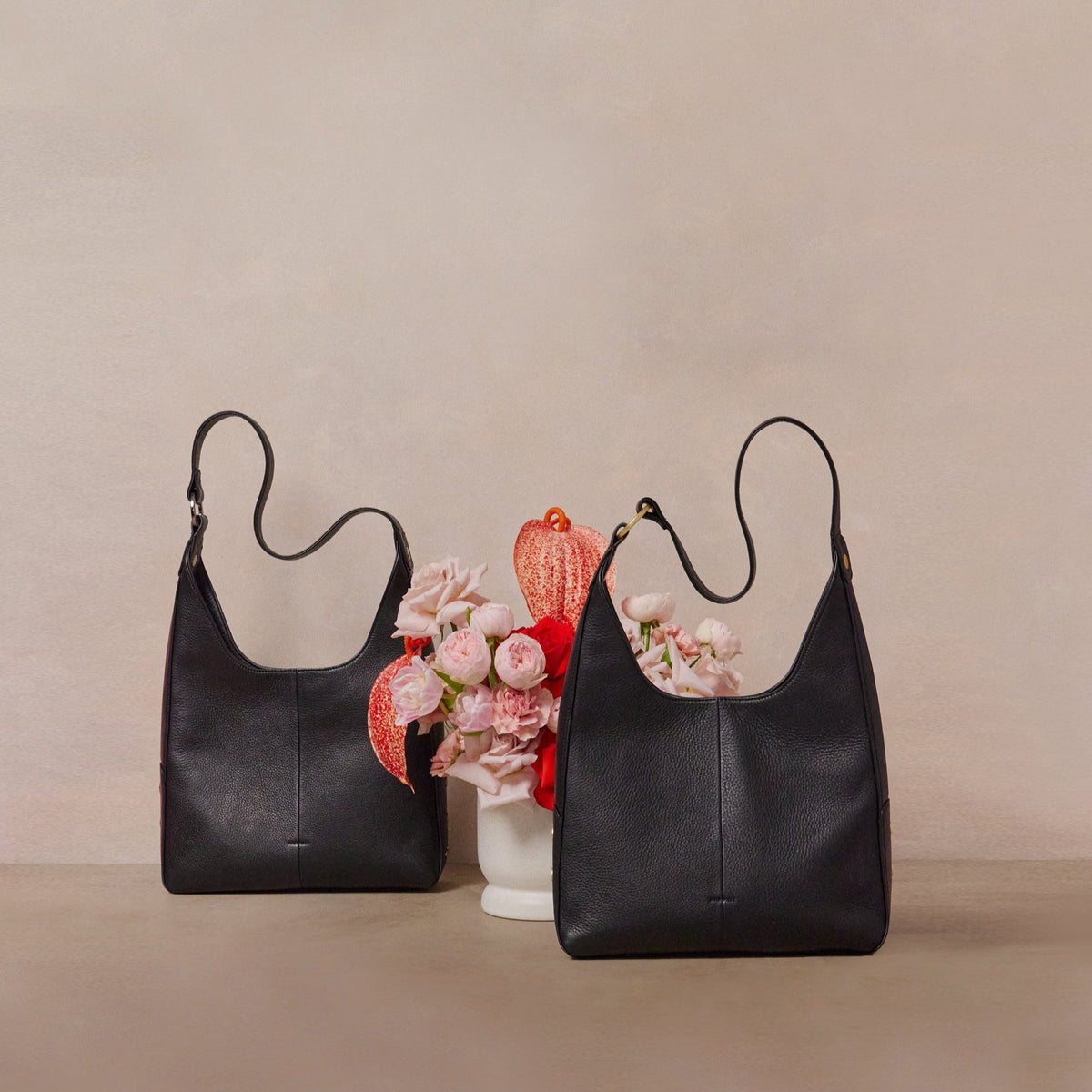 Tim  Medium - Soft Leather Shoulder Bag | Hammitt Great Value