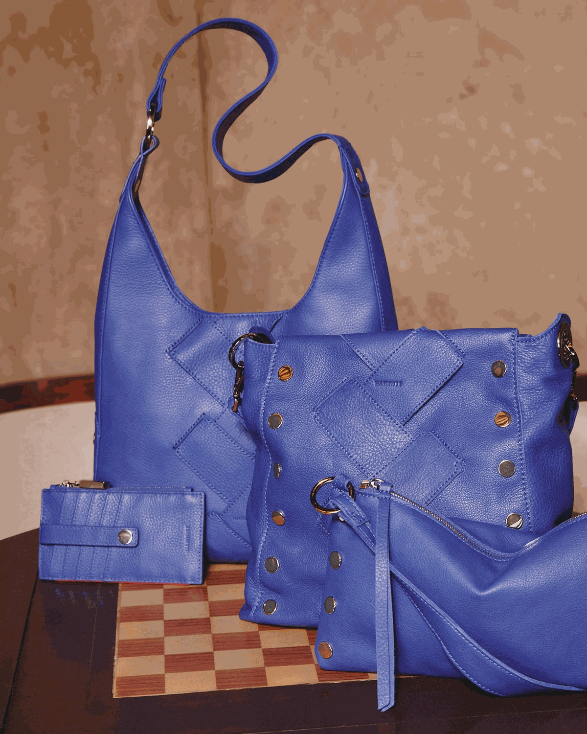 Tim  Medium - Soft Leather Shoulder Bag | Hammitt Recommended